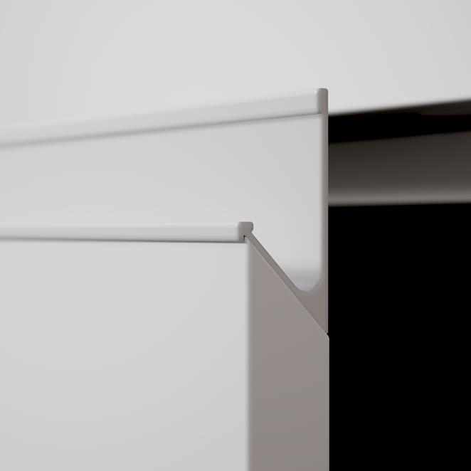 Viskan Grips rena linjer och tydliga karaktär sätts av grepplisten i aluminium som både förstärker designen och gör möbeln extra tålig. Grepplisten kommer i samma kulör som möbeln.