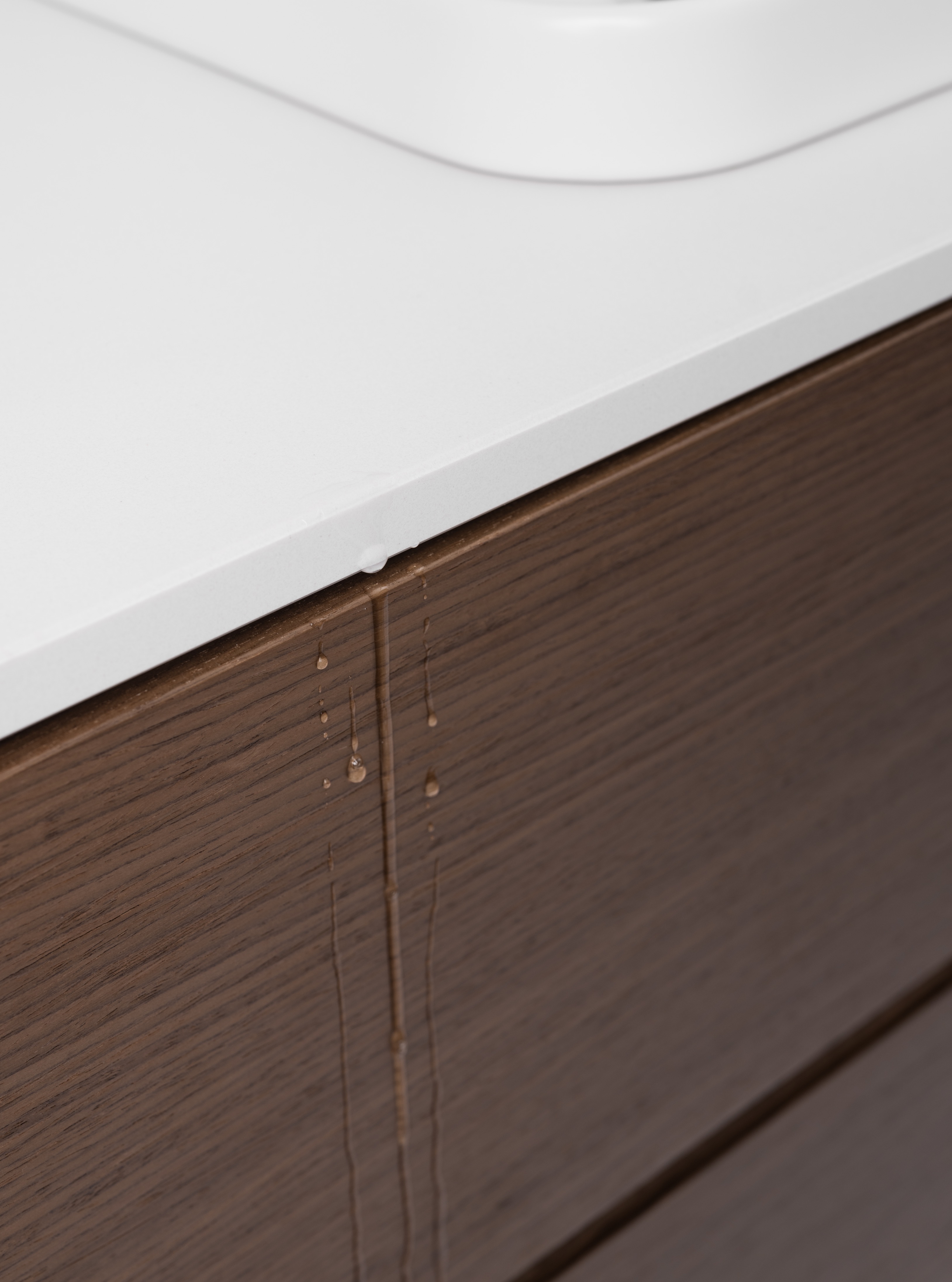 Kaikissa kalusteissa on TX Top Extreme™ -pintakäsittely, joka suojaa kosteudelta ja iskuilta.
