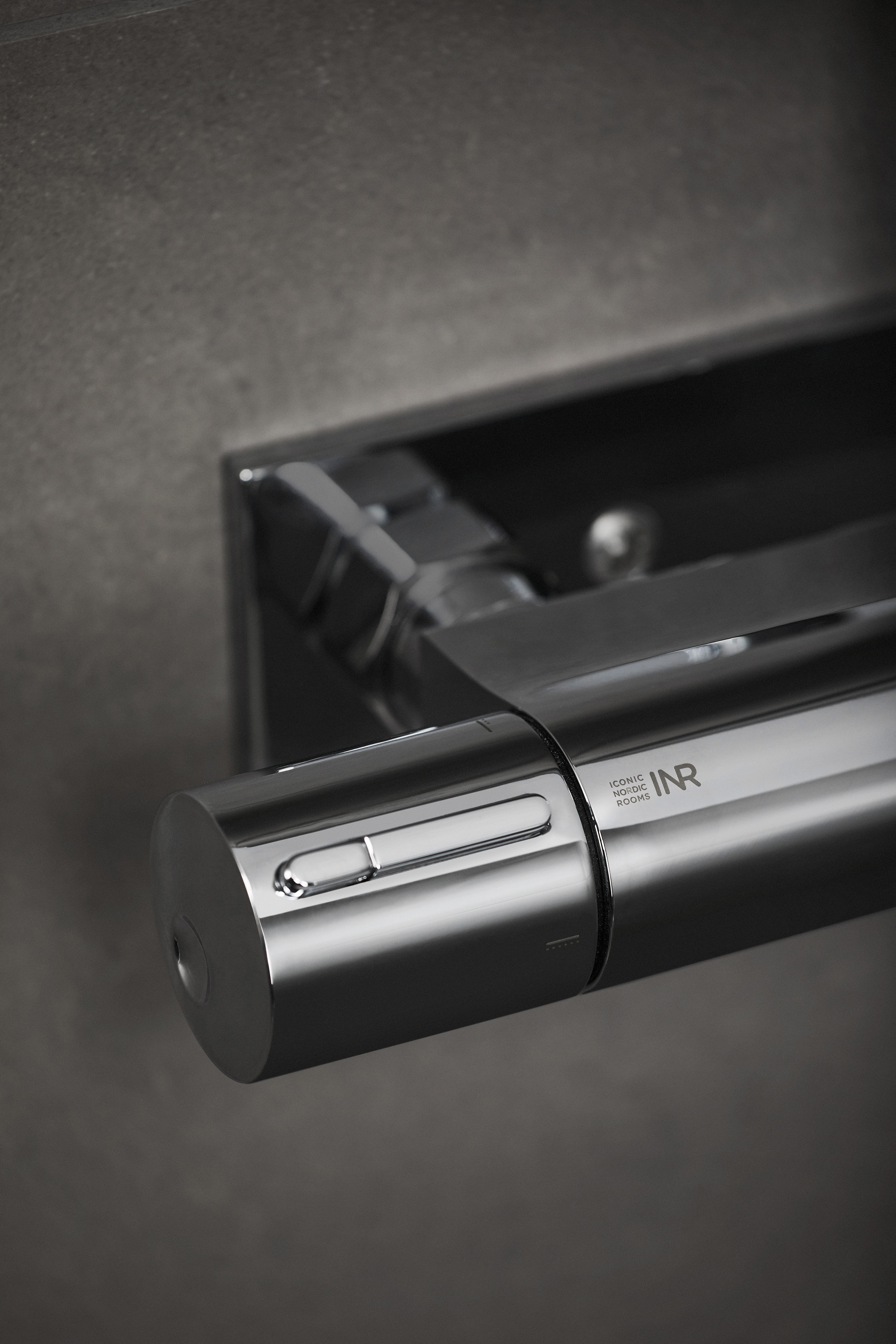 Eco Flow voi vähentää merkittävästi vesi- ja energiakustannuksia. Jos haluat lisätä virtausta, paina painiketta kahvaa kääntäessäsi, niin ohitat salvan.
