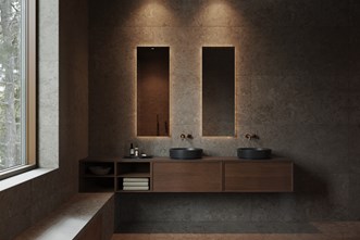 Air Wood Unlimited 40+40+80+80 sävyssä Dark Oak, yhdistettynä Plate-peiliin. Alvaret Earth 60x120.