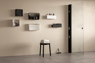 Suihkutilan säilytysratkaisut NEST, CASE, BOX ja PILE.