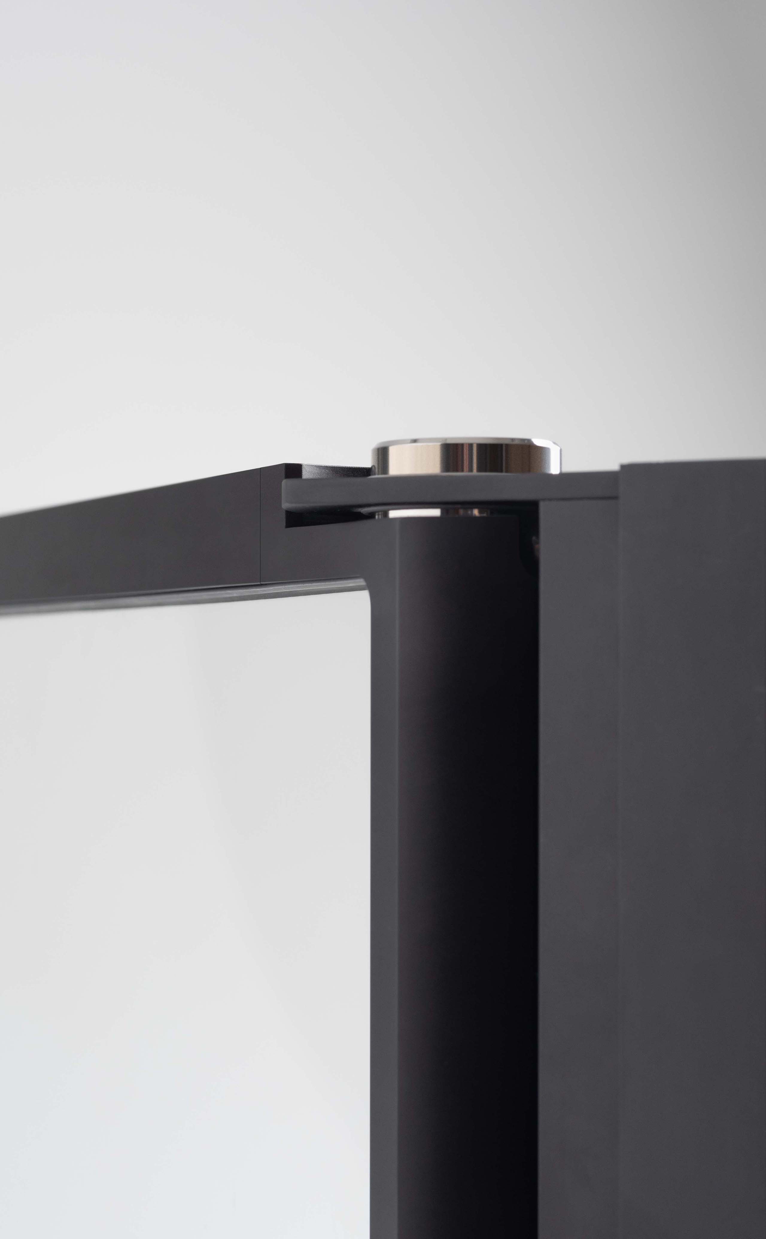 Suihkuseinä EDGE, Onyx.
