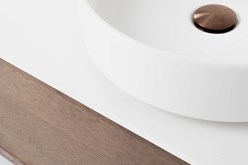 AIR Wood, Dark Oak ja Brushed Bronze.