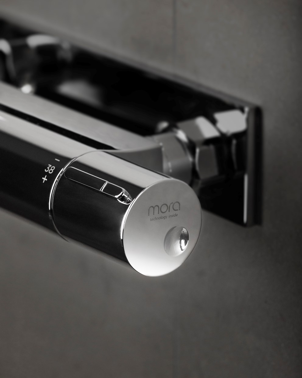 Safe Temp on ainutlaatuinen ominaisuus, joka takaa täysin tasaisen veden lämpötilan siitä huolimatta, että vedenpaine ja -lämpötilan vaihtelee putkistossa. Näin vältetään palovammat.