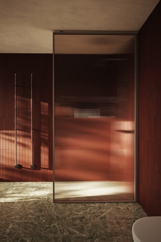 Suihkutilaratkaisu Edge 20 XL ja pyyhekuivain Line.