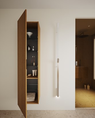 Korkea kaappi Solid Natural Oak. Suihkuseinä Epic 2 XL Bronze. Pyyhekuivain Bow.