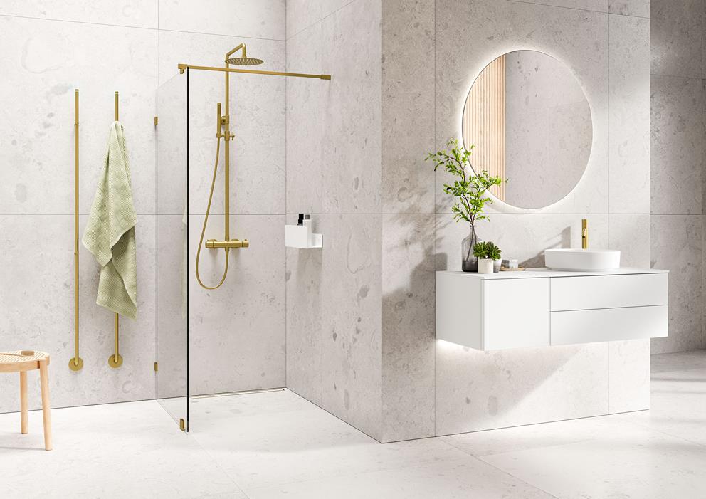 ARC 20 Original, STEEL PLEASURE 2 ja LINE, väri Brushed Brass. AIR Solid 120 A ja LOOX 110.
